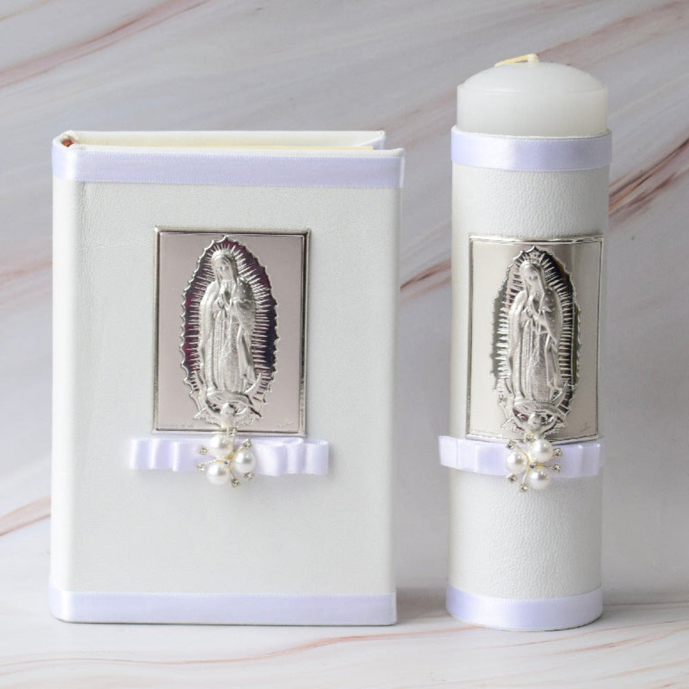 Biblia de Boda Chica y Cirio, Virgen en plata, forro en piel.