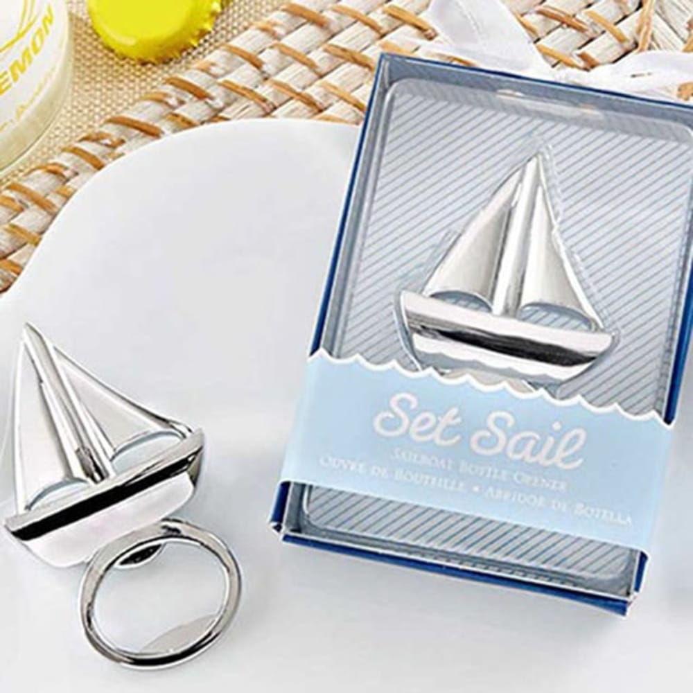 Recuerdo para eventos: Destapador de botellas metálico con diseño de velero plateado, mostrado junto a su empaque de presentación con temática náutica.